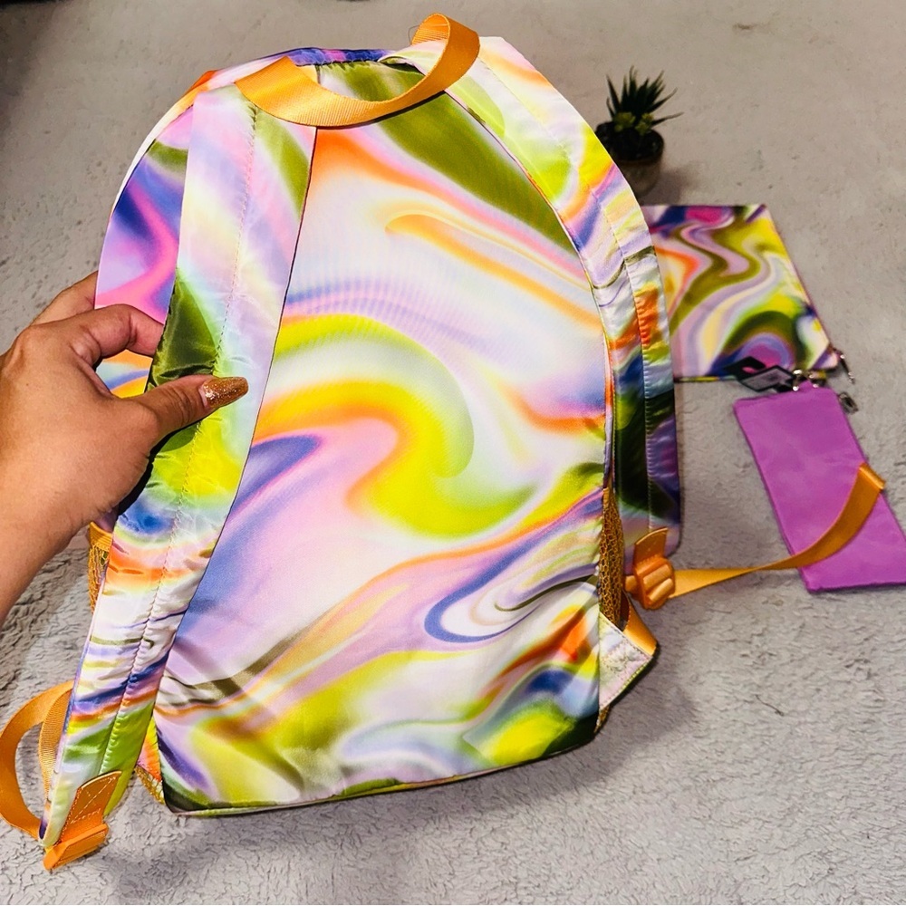 Tie dye backpack and pencil pouch - Picture 9 of 17